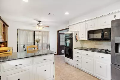 110 Bois D Arc Street, Tom Bean, TX 75491 - Photo 8