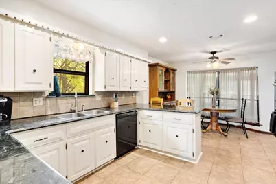 110 Bois D Arc Street, Tom Bean, TX 75491 - Photo 8