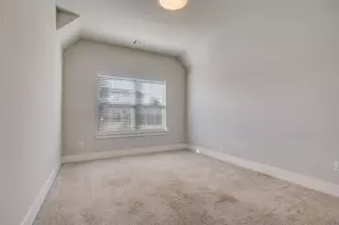 237 Four Roses Dr, Waxahachie, TX 75165 - Photo 18