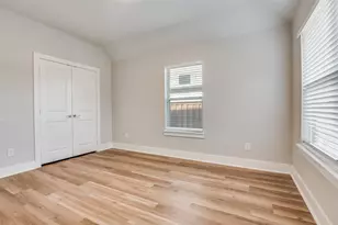 237 Four Roses Dr, Waxahachie, TX 75165 - Photo 12