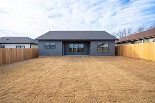 350 E Travis St, Dublin, TX 76446 - Photo 34