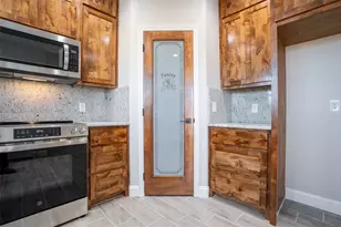 350 E Travis St, Dublin, TX 76446 - Photo 8