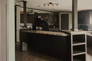 3108 Mistletoe St St, Granbury, TX 76048 - Photo 6