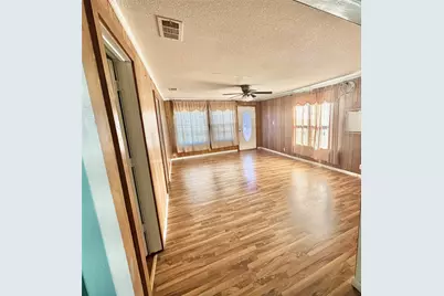 238 S 8th Street, Jacksboro, TX 76458 - Photo 4