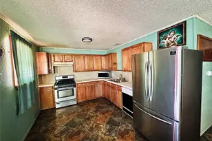 238 S 8th St, Jacksboro, TX 76458 - Photo 2