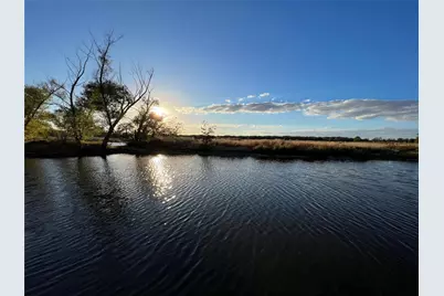 527 County Road 3351, Saltillo, TX 75478 - Photo 10