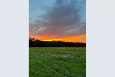 527 County Road 3351, Saltillo, TX 75478 - Photo 12