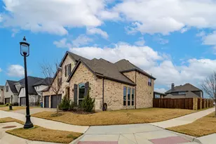 3573 Damsel Brooke St, Lewisville, TX 75056 - Photo 2