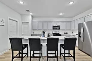 505 Hazeltine Rd, Red Oak, TX 75154 - Photo 2