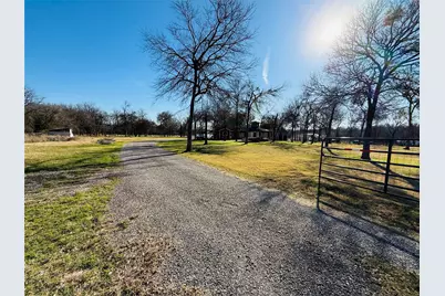 529 NW Private Road 147 Road, Rice, TX 75155 - Photo 4