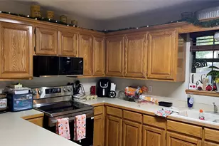 1809 N Cypress Ave, Stephenville, TX 76401 - Photo 6