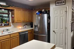 1809 N Cypress Ave, Stephenville, TX 76401 - Photo 8
