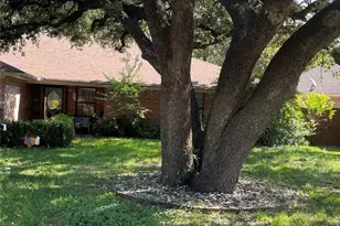 1809 N Cypress Ave, Stephenville, TX 76401 - Photo 1