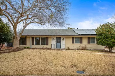 1401 Greenbrier Drive, Sherman, TX 75092 - Photo 2