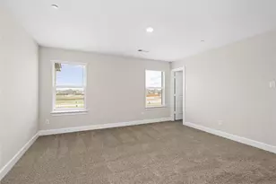 726 Carson Ln, Pilot Point, TX 76258 - Photo 4