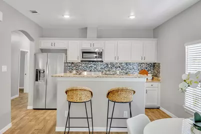 925 S Brighton Avenue, Dallas, TX 75208 - Photo 2