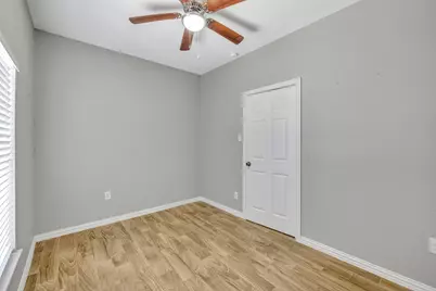 925 S Brighton Avenue, Dallas, TX 75208 - Photo 16