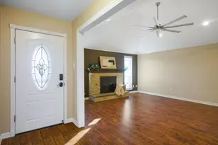 1521 Barclay Dr, Carrollton, TX 75007 - Photo 8