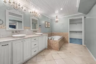 1929 Berkeley Pl, Fort Worth, TX 76110 - Photo 16