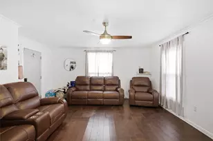 116 W 7th St, Weatherford, TX 76086 - Photo 8