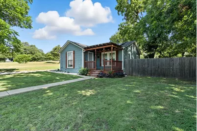 116 W 7th Street, Weatherford, TX 76086 - Photo 1