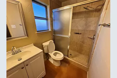 5204 Hideaway Court, Arlington, TX 76017 - Photo 2