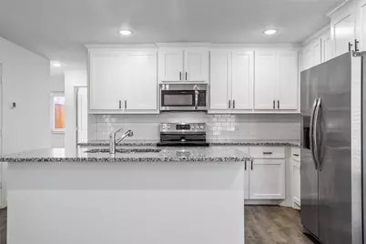 2610 S Fannin Avenue, Denison, TX 75020 - Photo 6