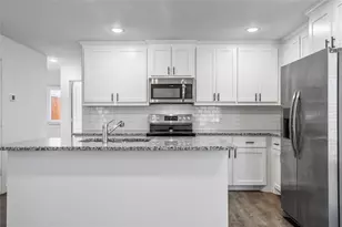 2610 S Fannin Ave, Denison, TX 75020 - Photo 6