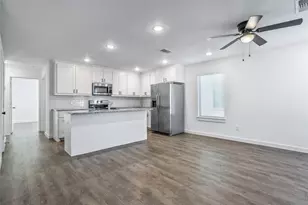 2610 S Fannin Ave, Denison, TX 75020 - Photo 4