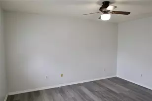 4735 Pecan Meadow Dr, Dallas, TX 75236 - Photo 14