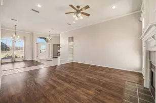 812 Alconberry Dr, Crowley, TX 76036 - Photo 12