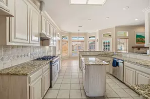 812 Alconberry Dr, Crowley, TX 76036 - Photo 18