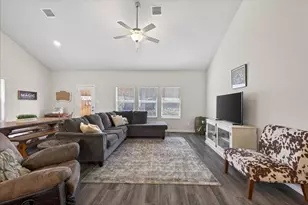 6717 Iron Oak Rd, Crowley, TX 76036 - Photo 14