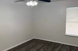 609 Kings Way Dr, Mansfield, TX 76063 - Photo 8