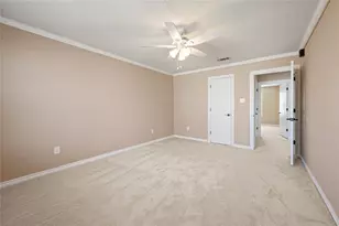 110 Renfro St, Grand Prairie, TX 75051 - Photo 12