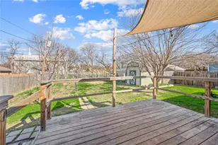 110 Renfro St, Grand Prairie, TX 75051 - Photo 18