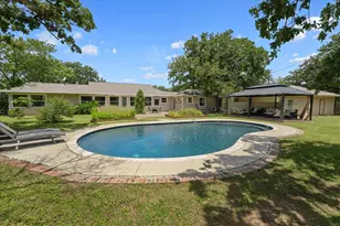425 Oakhill Dr, Denton, TX 76201 - Photo 34