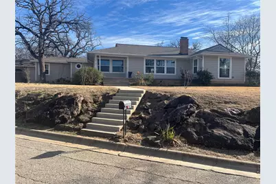 425 Oakhill Drive, Denton, TX 76201 - Photo 32