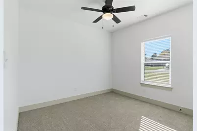 425 E Munson Street, Denison, TX 75021 - Photo 16