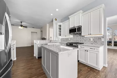 8109 Waimea Street, Frisco, TX 75035 - Photo 12