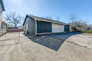 315 N Merrill Ave, Duncanville, TX 75116 - Photo 6