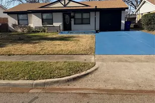 13729 Birchlawn Dr, Farmers Branch, TX 75234 - Photo 2