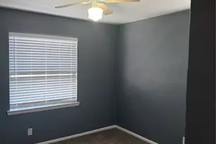 13729 Birchlawn Dr, Farmers Branch, TX 75234 - Photo 6