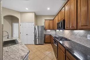 829 Greenwood Dr, Burleson, TX 76028 - Photo 18