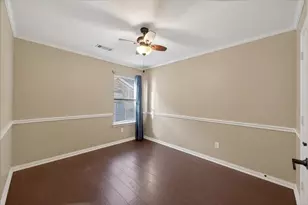 829 Greenwood Dr, Burleson, TX 76028 - Photo 28