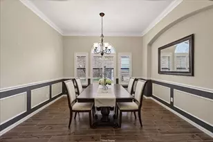 829 Greenwood Dr, Burleson, TX 76028 - Photo 10