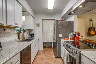 1105 Holly Ct, Benbrook, TX 76126 - Photo 8