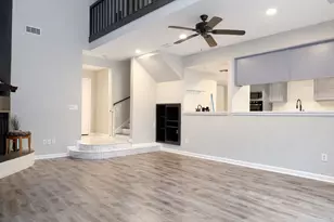 8719 Gladwood Ln, Dallas, TX 75243 - Photo 6