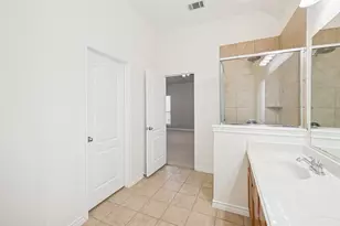 1208 Claire Ct, Burleson, TX 76028 - Photo 22