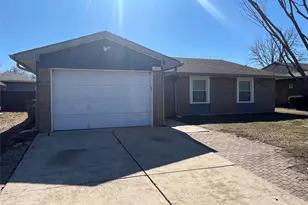 1310 Whiteoak Dr, Garland, TX 75040 - Photo 2